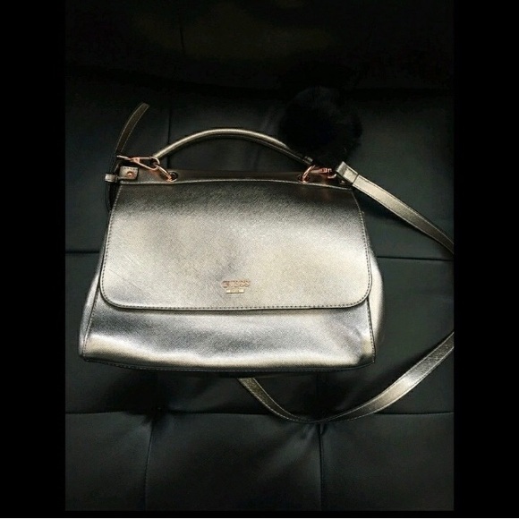 Guess Rose Gold Handbag Like New - Picture 2 of 6
